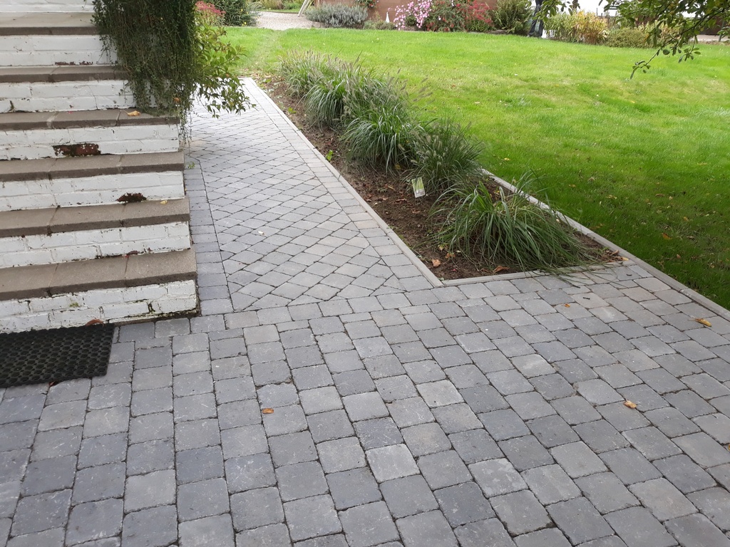 Stonehedge 15x15x6 cm (€/m²)