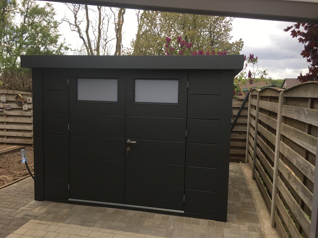 Chalet ELEGANTO 2724  (2m70 x 2m40) (Blanc, Sans montage, Sans plancher , Sans parois int.)